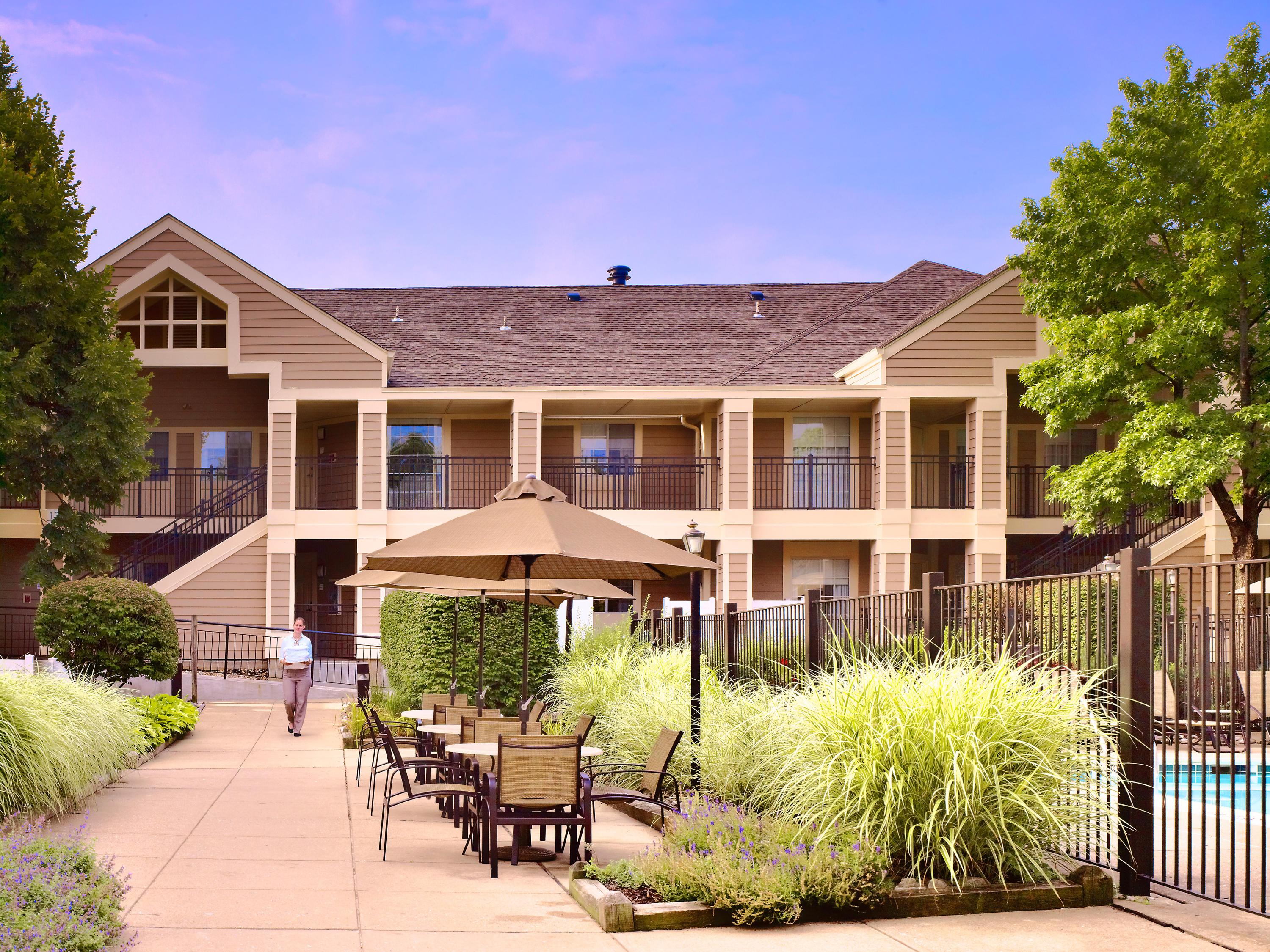 Sonesta Simply Suites Dublin Columbus Exterior photo