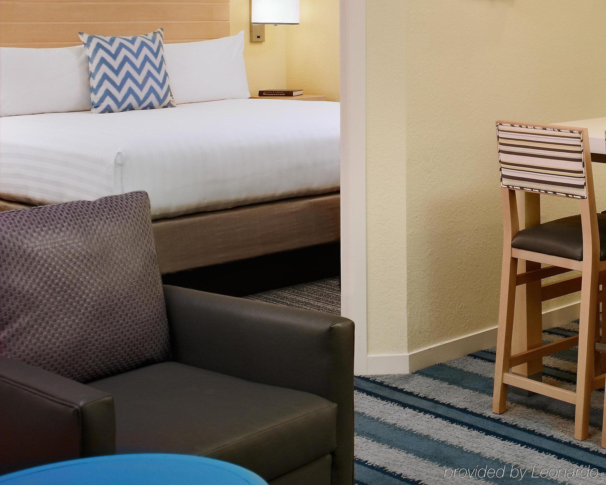 Sonesta Simply Suites Dublin Columbus Exterior photo